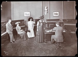 Showroom di pianoforti, New York, 1907